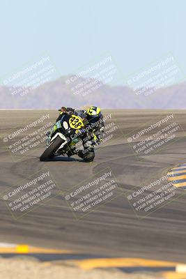 media/Oct-07-2023-CVMA (Sat) [[f84d08e330]]/Race 13 500 Supersport-350 Supersport/